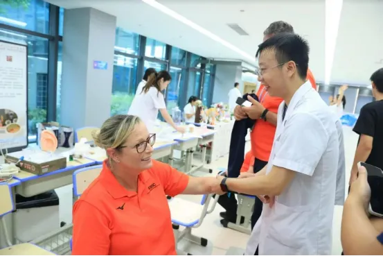 src, 我们就用中, inews src, 我们就用中, inews