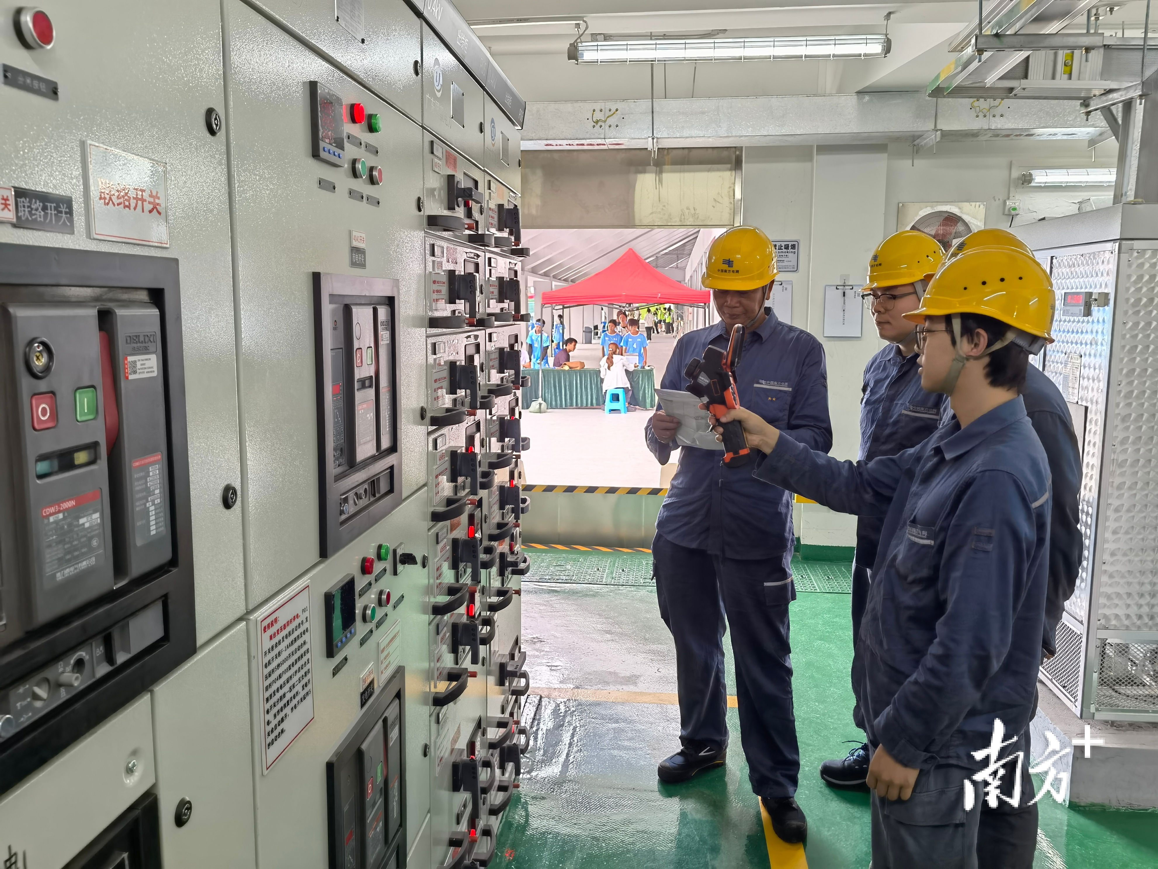 人保供电队 人保供电队