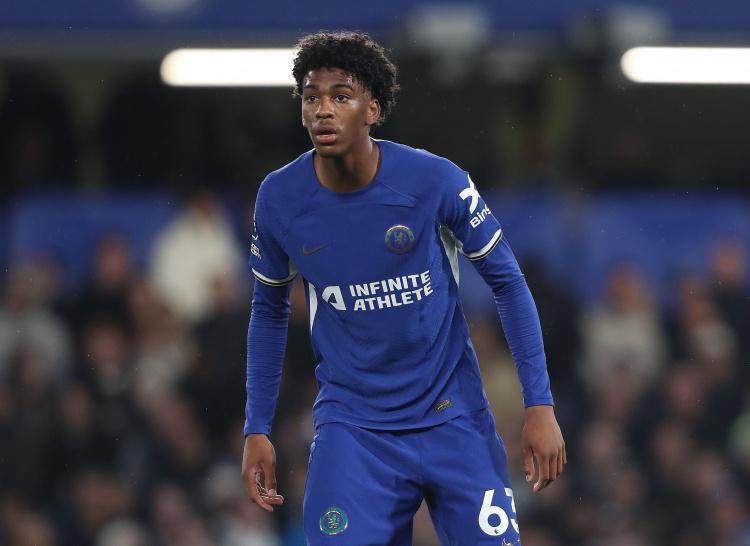 伤缺阵, 住阿奇姆彭 伤缺阵, 住阿奇姆彭