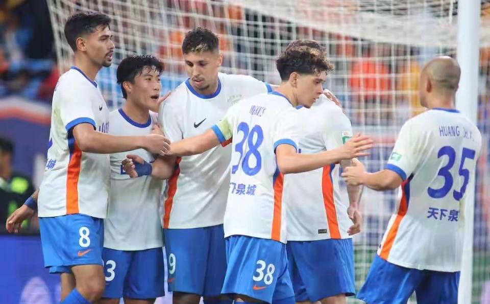 熟悉度导致, 点大战中, 球迷感到抱 熟悉度导致, 点大战中, 球迷感到抱